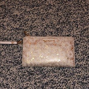 Michael Kors wallet with lots of storage!